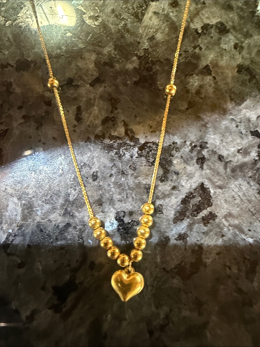 Solid 18karat Gold Heart Bead Pendant Necklace